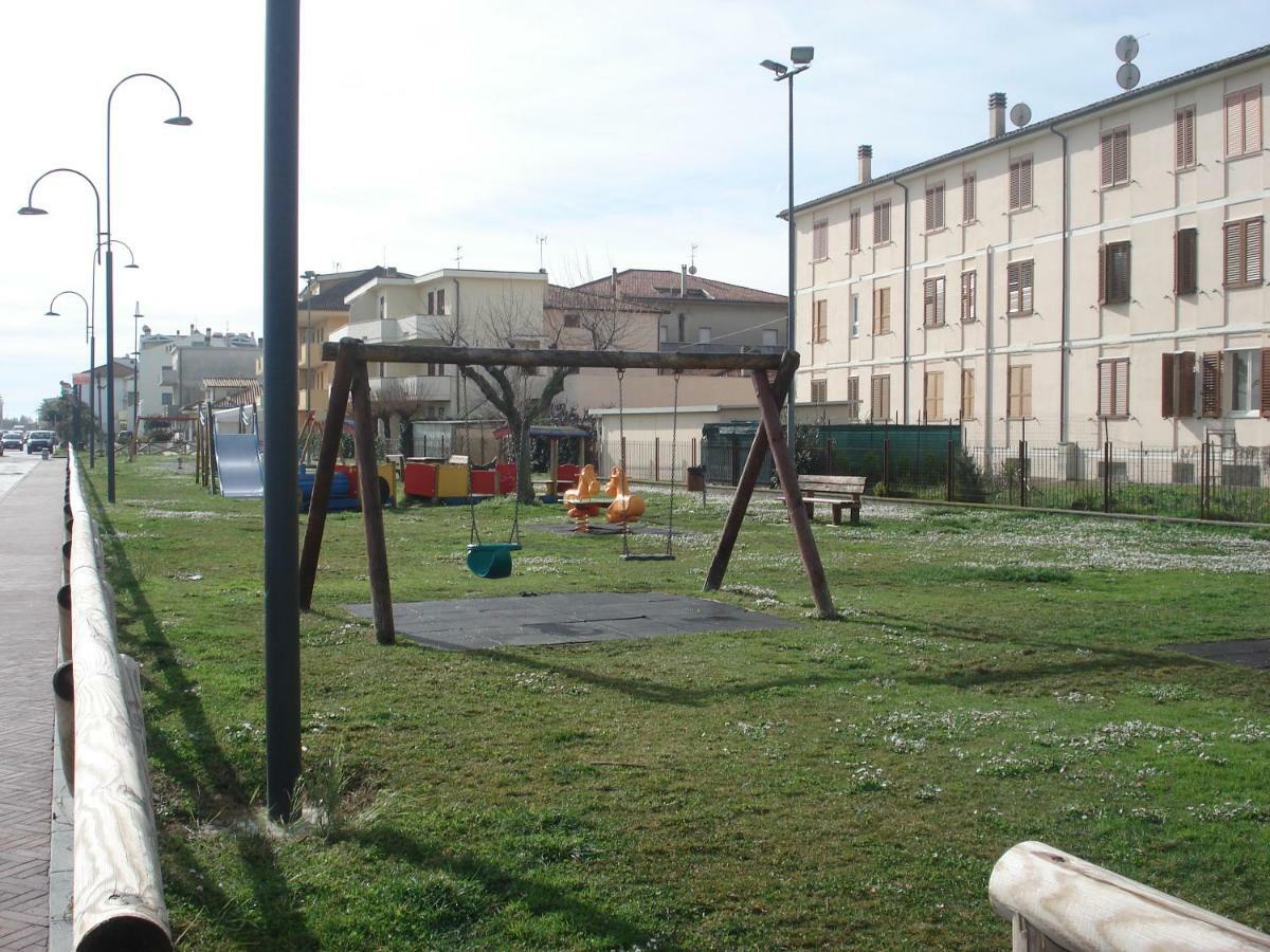 La Conchiglia Apartment Porto Sant'Elpidio Bagian luar foto